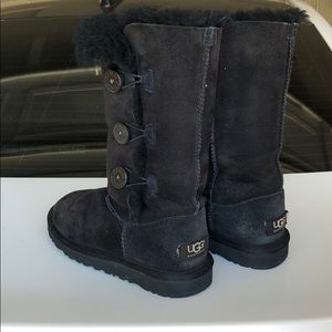 Ugg kids size 2